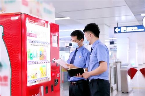 杭州大学生巧用自动售货机，一招解决过期饮料维权难题